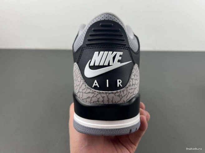 One Kick DN3707-010 Black Cement Air Jordan 3 0806